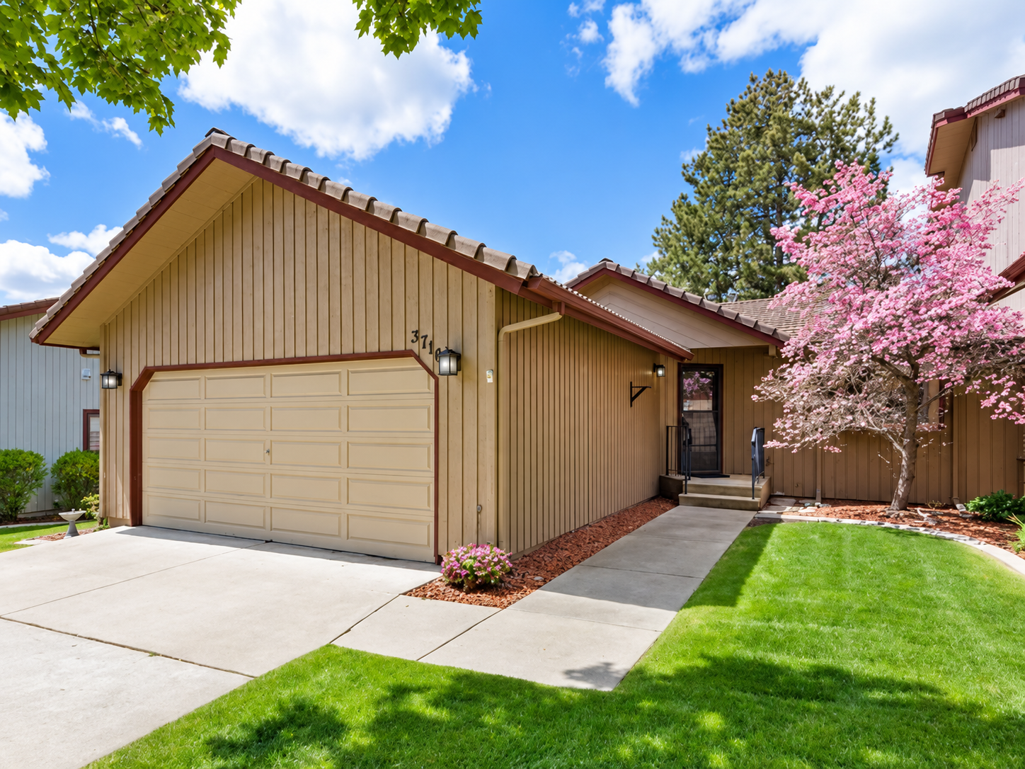 Glen Willow home exterior